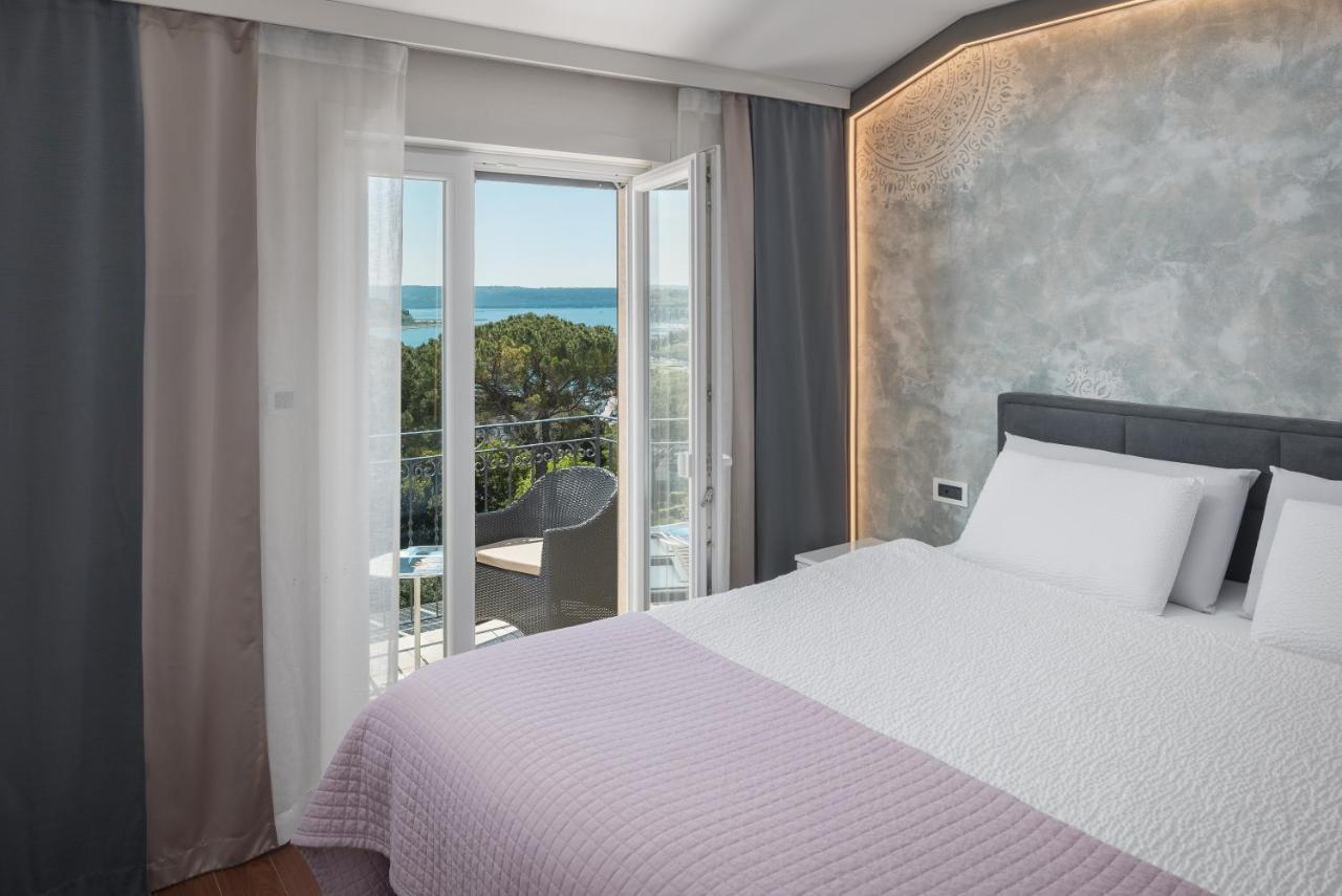 Suite con Balcone e Vista Mare